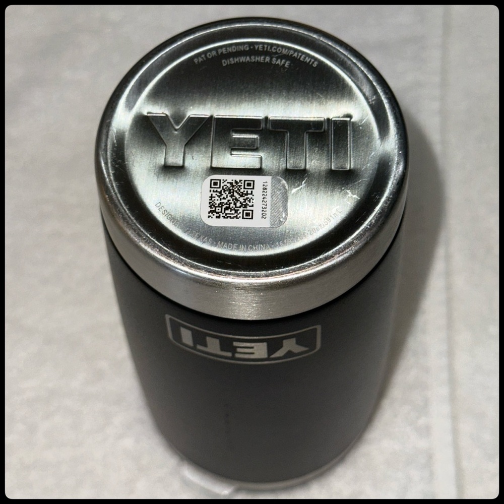 π₯π§YETI Black Stainless Steel 20oz Tumbler with Lid. One Owner. A- condition. ππΌ - Picture 5 of 16